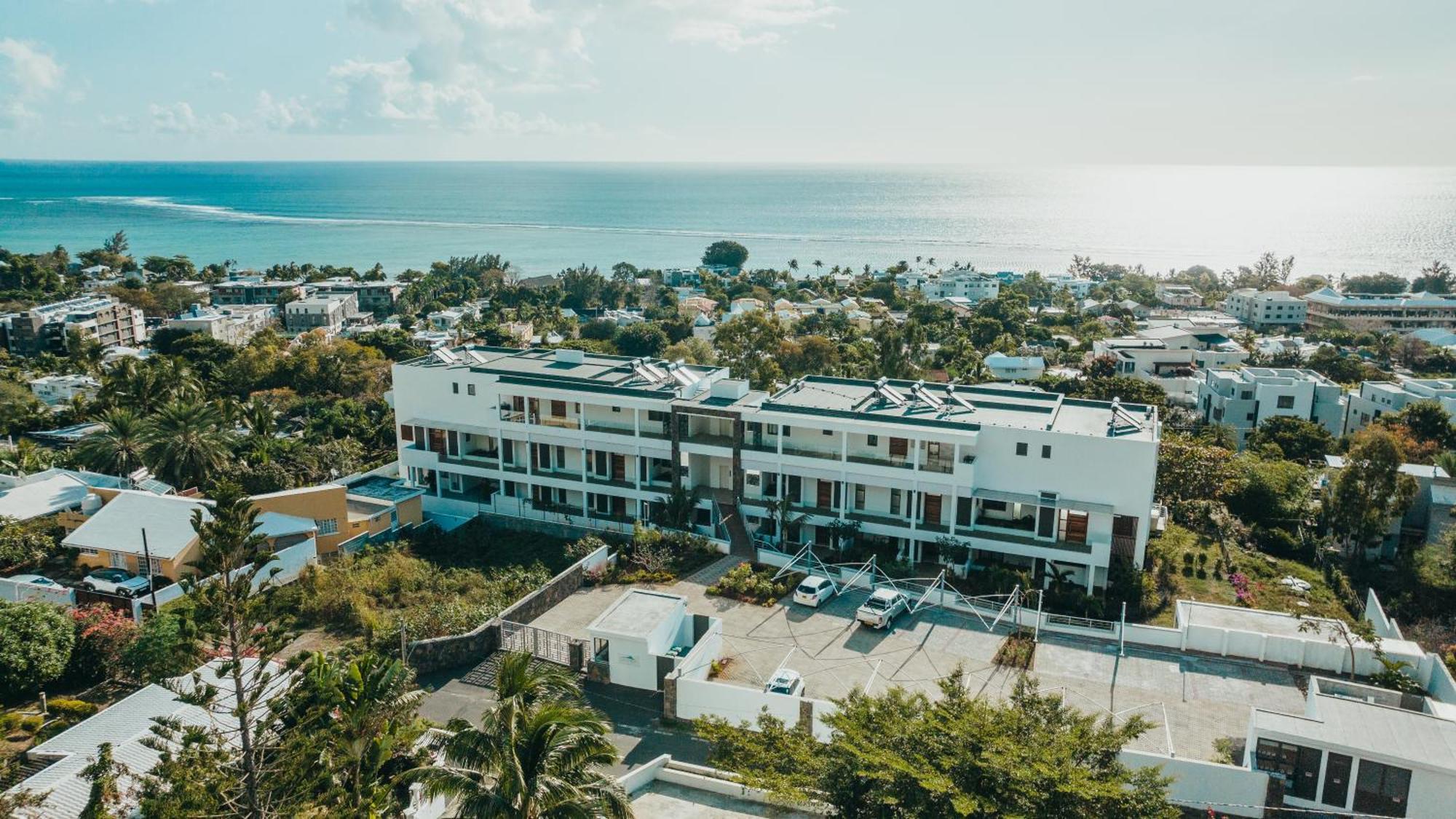 Appartement De Luxe Piscine Et Vue Mer Riviere Noire Bagian luar foto