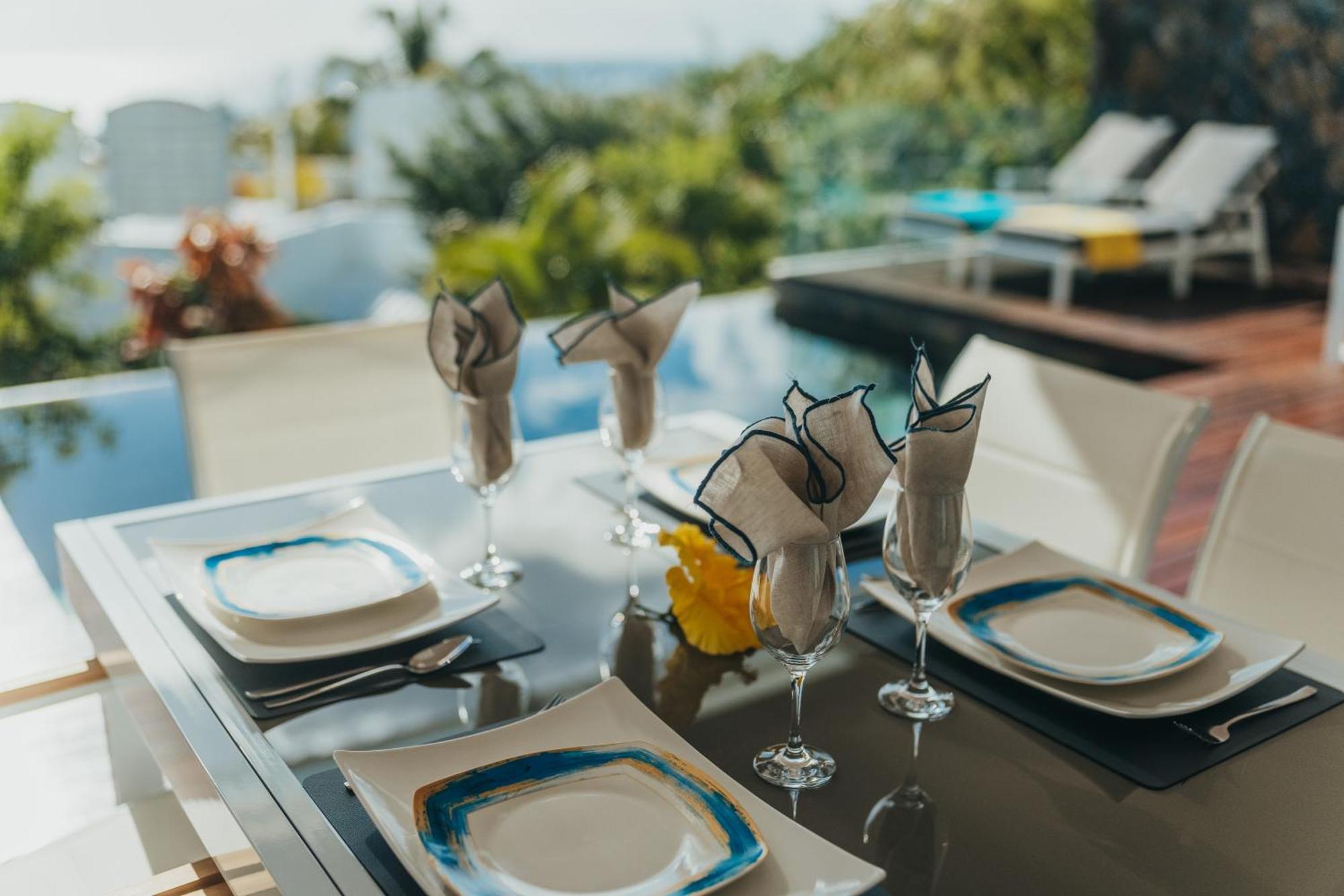 Appartement De Luxe Piscine Et Vue Mer Riviere Noire Bagian luar foto